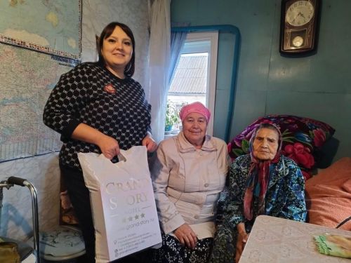 Абсалямовских ветеранов производства посетили на дому