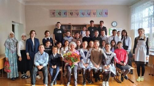 В рамках Дня учителя в Байрякинской СОШ прошёл урок «Добрых дел»