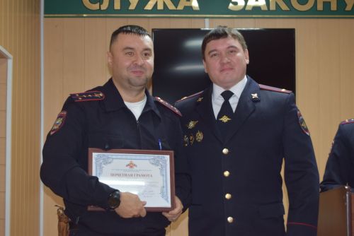Стражи порядка района принимали поздравления по случаю своего профессионального праздника