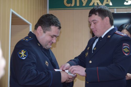 Стражи порядка района принимали поздравления по случаю своего профессионального праздника