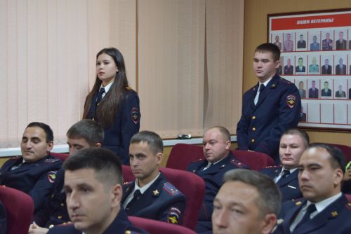 Стражи порядка района принимали поздравления по случаю своего профессионального праздника