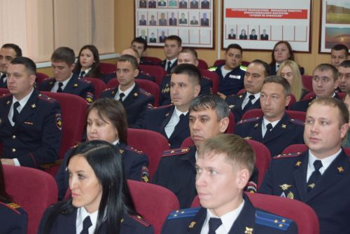 Стражи порядка района принимали поздравления по случаю своего профессионального праздника