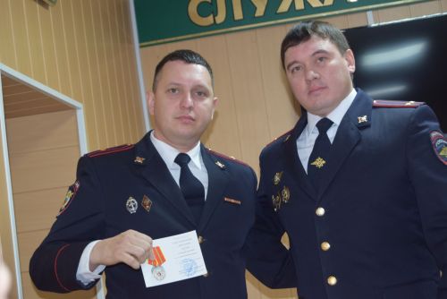 Стражи порядка района принимали поздравления по случаю своего профессионального праздника