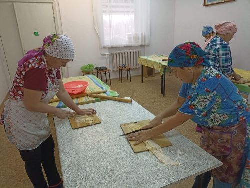 Лапша для солдат добрыми руками сельчанок