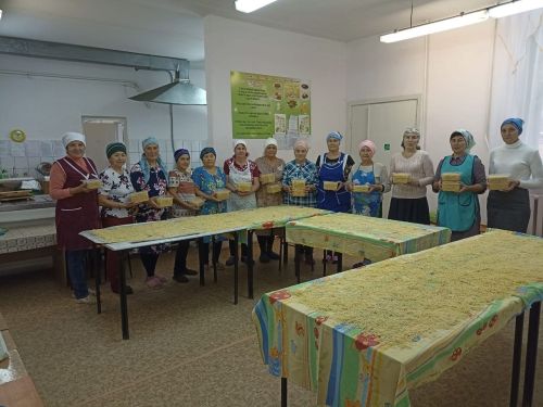 Лапша для солдат добрыми руками сельчанок