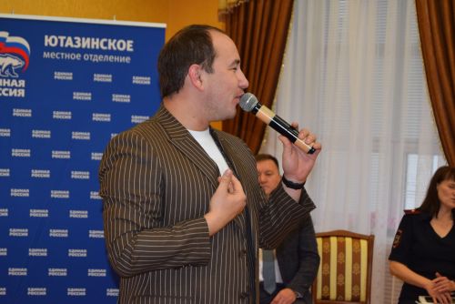 Ютазинские школьники получили паспорта в торжественной обстановке