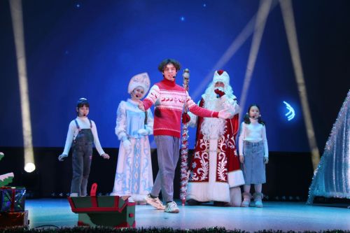 Премьера новогоднего спектакля состоялась в Уруссинском РДК