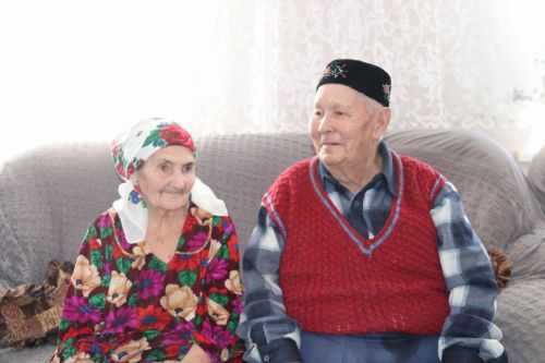 Эту семейную лодку не расшатать