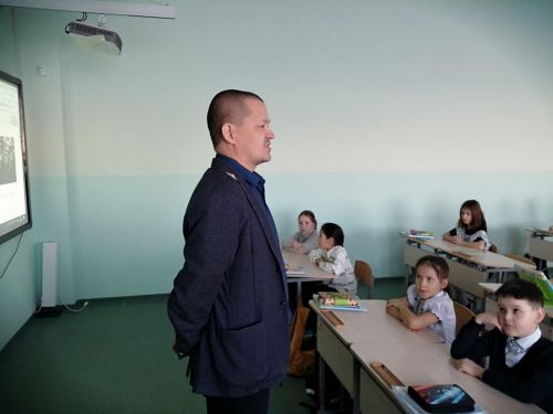 В Уруссинской гимназии провели разговор о важном