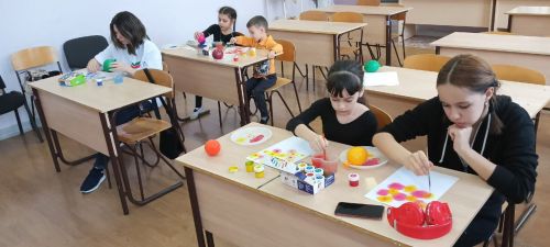 Рисовать воздушными шариками - легко! Умеючи...