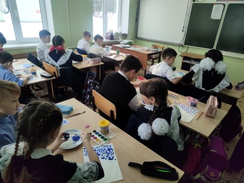 Ютазинские школьники изучают нетрадиционные техники рисования
