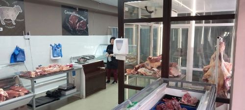 За последние два года местный рынок поселка Уруссу значительно преобразился
