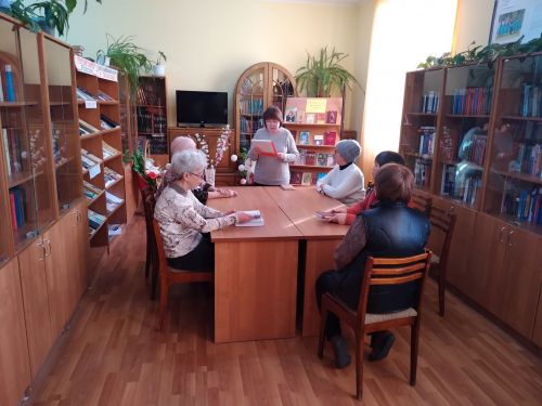 В читальном зале Центральной библиотеки  прошел литературный час “Язмышларга буйсынмас җан”