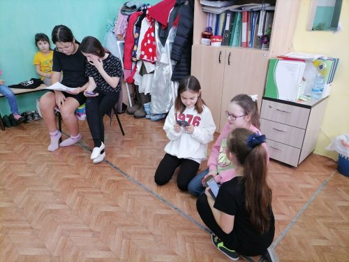В студии «Юные таланты» жизнь кипит