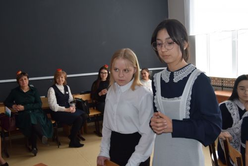 Языки – ключ к сохранению духовного наследия