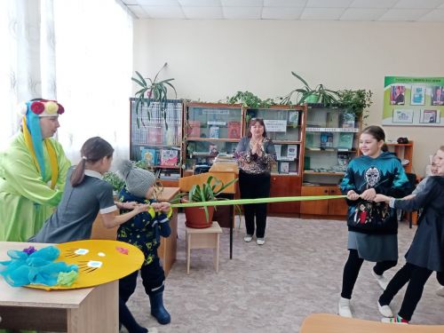 Каракашлинская сельская библиотека провела викторину «Весну встречаем- Науруз отмечаем»
