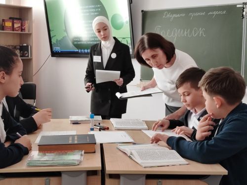 Семинар на тему: «Реализация наставнической деятельности» прошел в Уруссинской СОШ№3