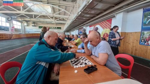 Шахматный турнир среди пожилых прошел в «Олимпе»