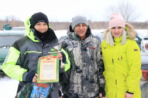 На Абсалямовском озере рыбаки соревновались