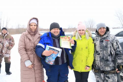 На Абсалямовском озере рыбаки соревновались