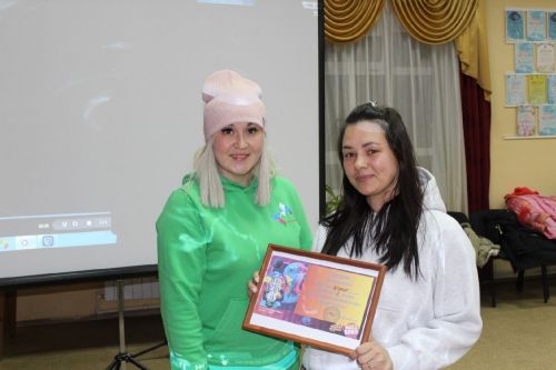 В с.Абсалямово прошла интеллектуально-развлекательная игра «Квиз-плиз»