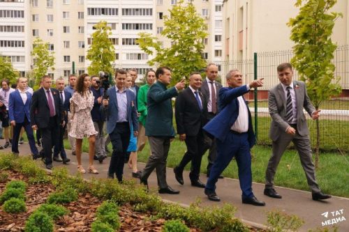 Татарстанцы смогут выбрать объекты и дворы для благоустройства в 2024 году