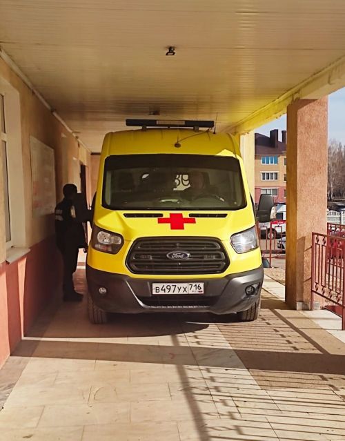 А собаки то продолжают собачиться…