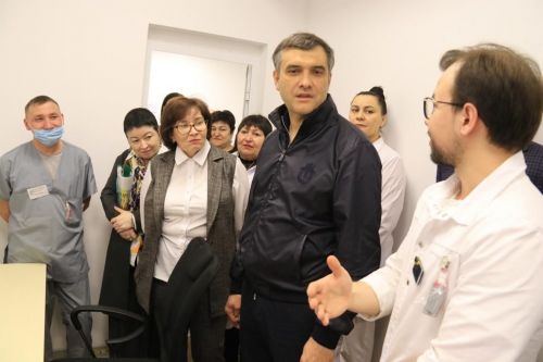 Министр выразил удовлетворение работой больницы