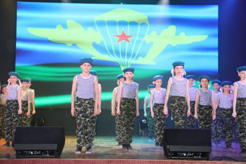 Благотворительный концерт в Уруссу собрал полный зал!