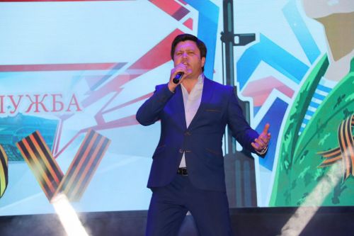 Благотворительный концерт в Уруссу собрал полный зал!