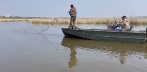 Из водохранилищ в РТ общественники и рыбинспекторы подняли 59 сетей, раколовок и вентерей