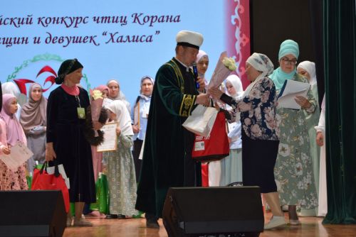 В Ютазинском районе выбрали лучших чтиц Корана