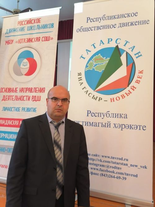 Школы испытывают дефицит в педагогах-мужчинах?