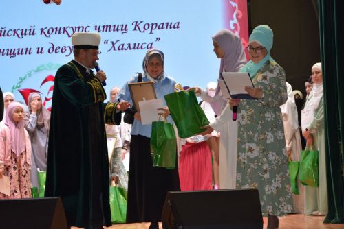 В Ютазинском районе выбрали лучших чтиц Корана