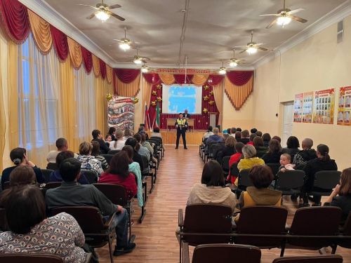 В Ютазинской СОШ прошло общешкольное родительское собрание по теме «Безопасное лето»