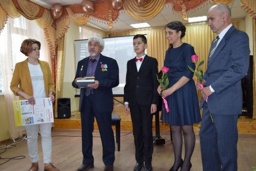 Юный пианист УДШИ Данияр Шарипов выступил с сольным концертом