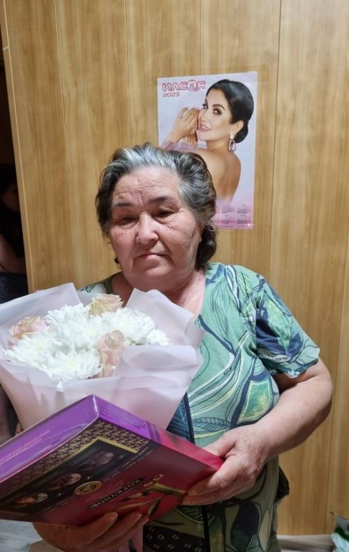Слезы и объятия: родные встретили своих бойцов