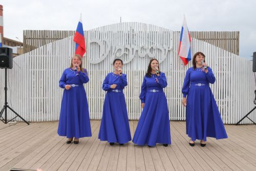 Уруссинцы отметили День России