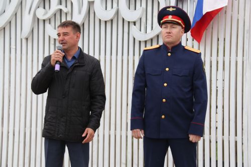Уруссинцы отметили День России