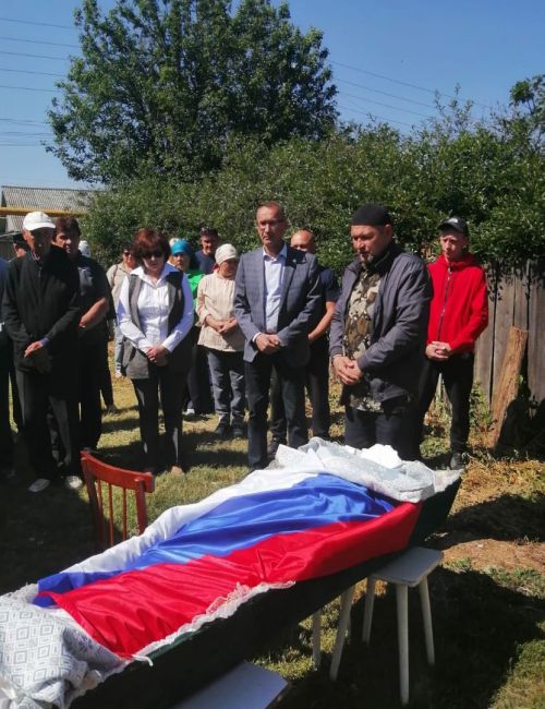 Ютазинцы проводили в последний путь своего земляка