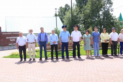 Ютазинцы обличили неофашизм
