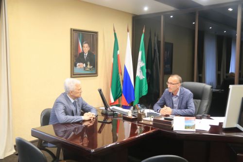 Наш район с рабочим визитом посетил депутат Госдумы