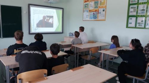 В Уруссинской гимназии почтили память армянского композитора А. Хачатуряна