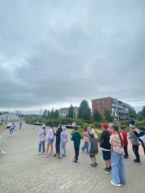 18 день пришкольного лагеря в Уруссинской школе начался в зарядки