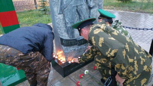 Вечная слава героям