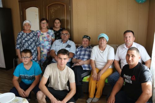 Сегодня 95-летний юбилей отмечает ветеран Великой Отечественной войны Абдулхак Хаялиев