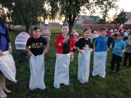 По традиции в селе Кряш-Буляк ежегодно проводится праздник улицы «У самовара»