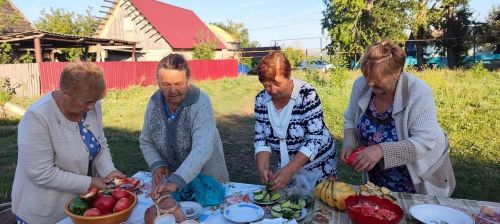 Праздник улицы прошел в Подгорном