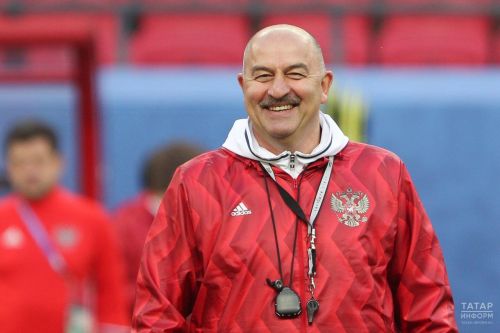 Экс-тренер сборной России Черчесов может возглавить «Рубин»