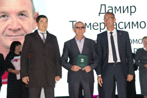 Ютазинцы получили свои награды в день рождения Уруссу